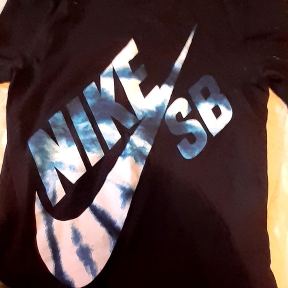Nike SB tshirt
